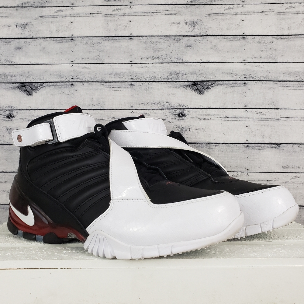 Nike Air Zoom Vick III "Bred" Atlanta Falcons Sz12